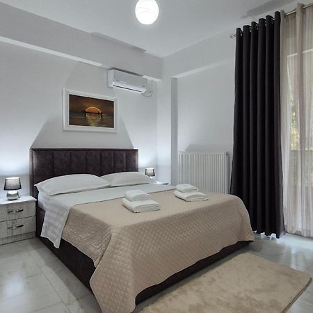 Flore Rooms Sarandë Exterior foto