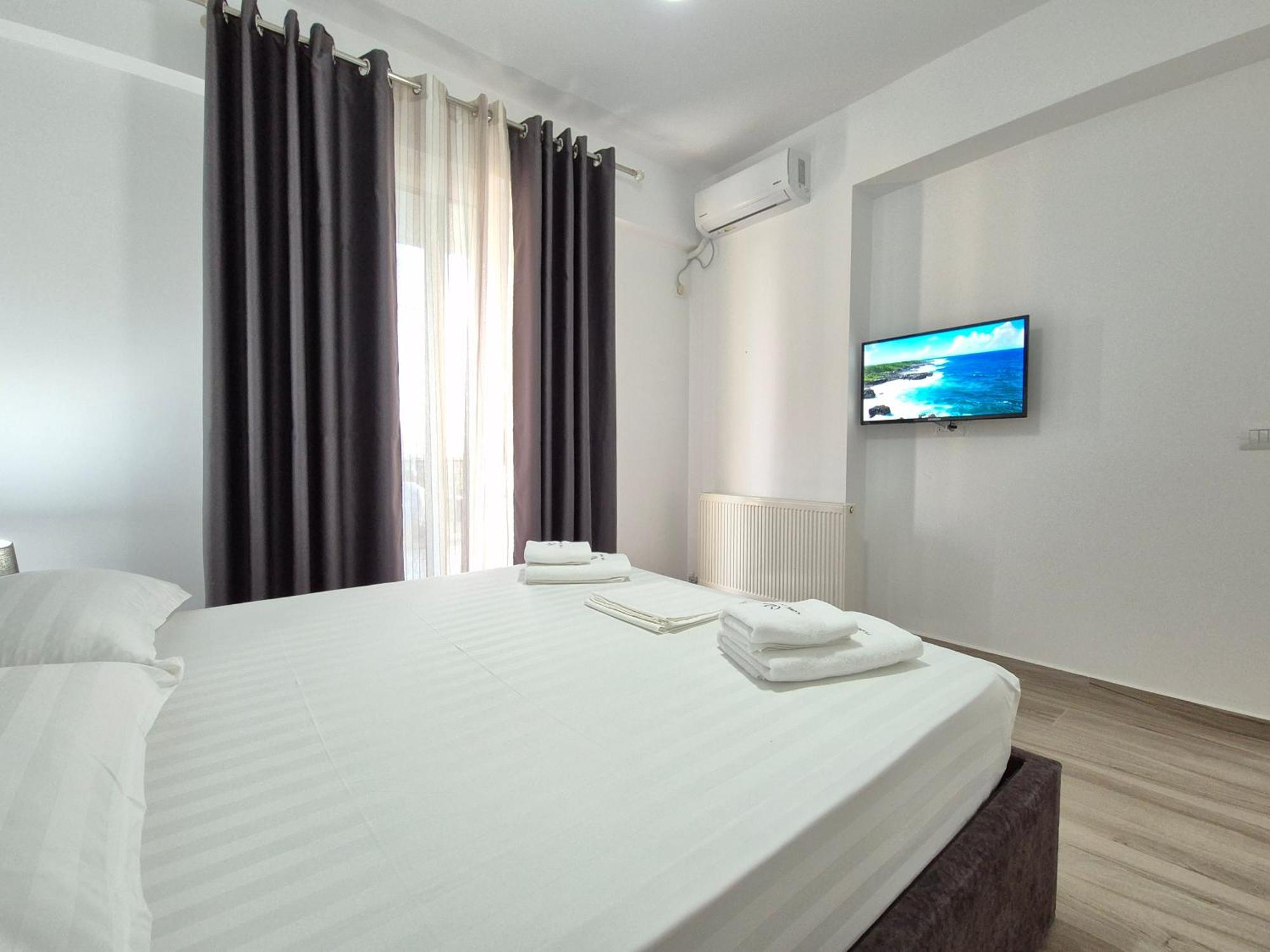 Flore Rooms Sarandë Exterior foto